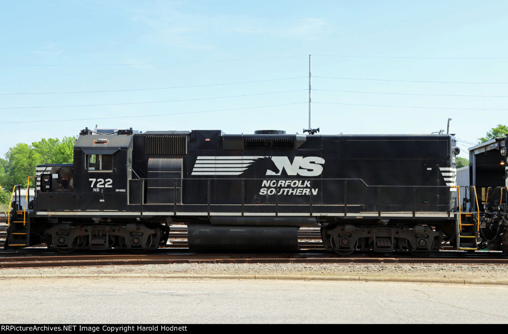 NS 722